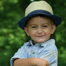 If there is anyone who remembers the Nashs, just wanted to let you know  that Peter Nash passed away last month in Arizona from cancer. I think  there is an obituary in