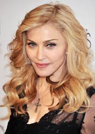 Loose, more wavy type curls may look good with thick straight bangs. Pixie Haircuts For Wavy Hair 2020 Novocom Top
