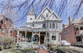 Sweet House Dreams 1885 Queen Anne Victorian In Dayton Ohio Victorian Homes Old Houses Old Houses For Sale