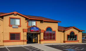 The staff was friendly, location is convenient, and the rates were about the lowest we saw for the area. Howard Johnson By Wyndham Williams Williams Az Hotels