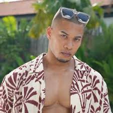 Julian Walsh (@jrumm12)