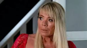 Strictly's Jowita Przystał dodges Lorraine's Pete Wicks remark after  onstage kiss