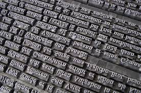 En Que Idiomas Se Escribio La Biblia