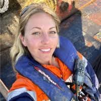 Chelsea Cannon's Instagram, Twitter & Facebook