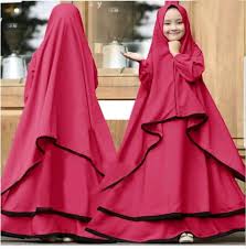 Kini, kamu dapat membeli semua produk fashion muslim model terbaru yang sedang laris di pasaran seperti baju koko putih, baju koko anak, peci putih, pashmina diamond dan kerudung segi empat polos dengan penawaran harga termurah khusus untukmu. Baju Islami Anak Gambar Islami
