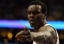 Rockets contratan a Samuel Dalembert