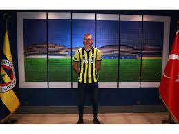 Mesut özil transferini bekleyen fenerbahçe, günün son saatlerinde yeni stoperini duyurdu. Fenerbahce Szalai Transferini Acikladi Web Aslan Galeri