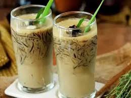 Larutkan gula merah dan gula pasir dalam 320ml air, didihkan. Resep Ibu Es Cincau Serut Gula Merah Bahan Bahan 1 Facebook