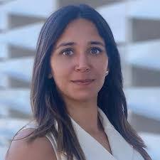 Daniela Moreira's Instagram, Twitter & Facebook