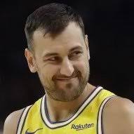 Andrew Bogan Basketball (@kylegen30)