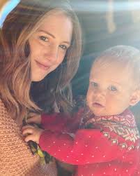 Amelia Compton Wolff (@ameliacw) • Instagram photos and videos