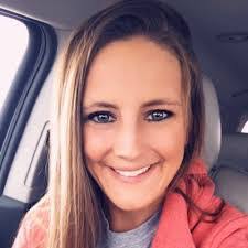 Kristen Millard's Instagram, Twitter & Facebook