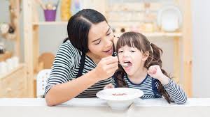 Kehilangan selera atau kurang keinginan untuk makan biasanya berkaitan dengan pengurangan pengambilan makanan. Ibu Ini 8 Makanan Untuk Menambah Nafsu Makan Anak