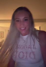 chloe.kitts (@chloe.kitts6)’s videos with original sound