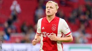 Kurz vor ende der transferfrist hat donny van de beek einen neuen klub gefunden. Donny Van De Beek Man Utd Sign Ajax Midfielder For 35m Bbc Sport
