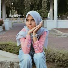 Dj remix 2020 bunga desa yang kupuja raib cover. Yoga Sekarang Telah Menjadi Bunga Desa Apa Arti Bunga Desa Brainly Co Id