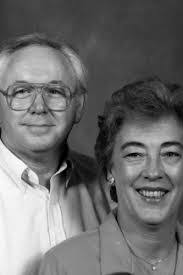 Mitzi Blake's Instagram, Twitter & Facebook