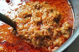 Tapi hari ini, saya guna resepi blogger popular kuah kacang mesti ada rasa manis sikit. Kuah Kacang Dengan Daging Istimewa Azie Kitchen Azie Kitchen