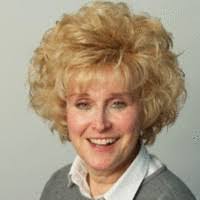 Ella Quinlan's Instagram, Twitter & Facebook