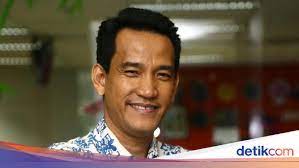 Pemenangnya sudah bisa ditentukan, karena hasil hitung cepat lembaga survei plus hitung cepat ala kpu mengindikasikan. M U D I K