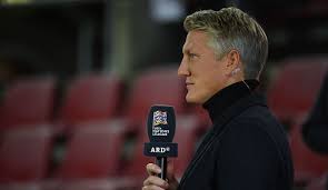 He has been married to ana ivanovic since july 12, 2016. Cristiano Ronaldo And Messi Don T Appear In The Ideal Xi Of Schweinsteiger