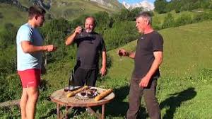 Crédit agricole invests in agroforestry planting projects in rwanda and india. Camping Pyrenees Natura Le Gout Dans Votre Assiette Youtube