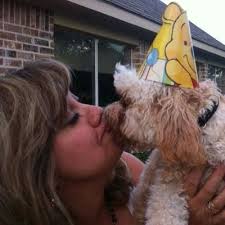 Regina Ruffo (@neuie)