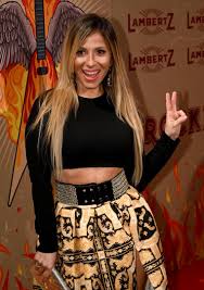 Find the perfect gülcan stock photos and editorial news pictures from getty images. Wie Bei Viva Gulcan Kamps Prasentiert Neue Frisur Auf Instagram Express De