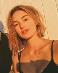 Isabel Summers's Instagram, Twitter & Facebook