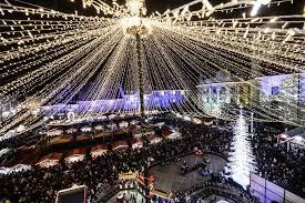 Târgul de crăciun ⭐ , romania, sibiu: One Of The Most Beautiful Christmas Markets In Romania Opens In Sibiu Romania Insider