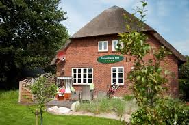 Urlaub Wie In Bullerbu Http Www Premium Unterkunft De Kye Nordsee Reise Luxus Fereinhaus Sauna Urlaubindeutschland Mit Bildern Ferienhaus Ferien Haus