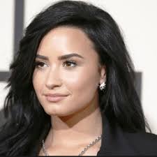 English Singer Demi Lovato Biography, News, Photos, Videos