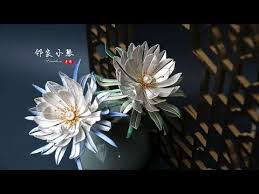 纏花 手工纏花新款曇花教程 曇花壹現可傾城 美人壹顧可傾國 youtube in 2021 flowers plants