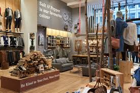 Roots canada, canada one brand name outlet, niagara falls, ontario. Roots Continues Multi Year Global Expansion With New Stores In Canada And Abroad Feature