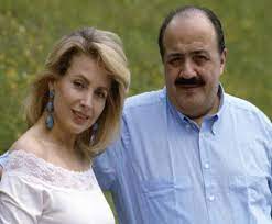 #mauriziocostanzo, #altezza, #peso, #mogli, #figli grazie per aver guardato il video se trovi informazioni video utili, ti preghiamo di lasciare un commento. Maurizio Costanzo Eta Altezza Peso 4 Mogli Figli Registi Figlio Adottivo