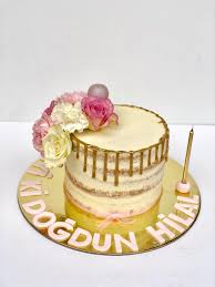 Cicekli Iyiki Dogdun Pastasi