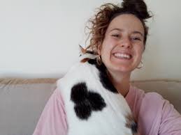 Musician seeks house and pet sits in Los Angeles