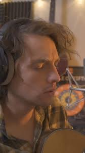 This pretty much feels like an acoustic version of the acoustic version x) 