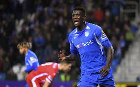 Onuachu bags 25th goal of the season to inspire genk to victory over sporting charleroi. Krc Genk Neemt In Minuut 98 Wraak Op Var Onuachu De Grote Held Nieuws365