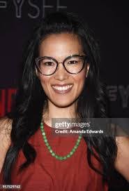 Ali Edwards's Instagram, Twitter & Facebook