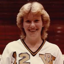 Shelly Barr's Instagram, Twitter & Facebook