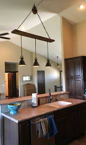 Pin By On Decoracion Vaulted Ceiling Kitchen Vaulted Ceiling Lighting Kitchen Island Lighting