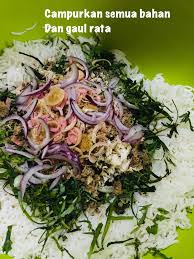 Namun setiap laksa ini berbeza dan punya ciri tersendiri. Nasi Ulam Kedah Mari Sedap Beraroma Dapur Kak Noor