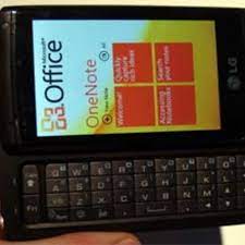 LG GW910 Panther Windows Phone 7 Handy