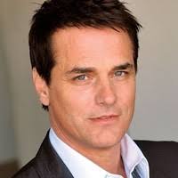 40+ perfiles de «Pierre Lagrange»