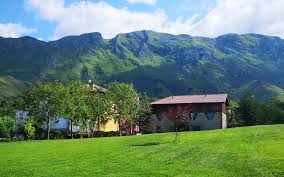 Listado de casas rurales y alojamientos rurales de llanes (asturias). Hoteles En Llanes Con Encanto Romanticos Casas Rurales Piscina