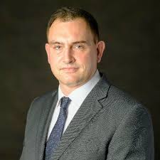 Leon Goldsmith's Instagram, Twitter & Facebook