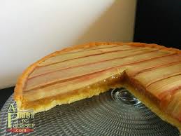 Tarte A La Rhubarbe Facon Philippe Conticini Tarte Rhubarbe Rhubarbe Tarte