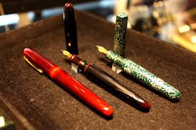 We love to bring various japan limited fountain pen collection to you at great prices with personal services. Amazing Works Of Art Japanese Handcrafted Fountain Pens Matcha Japan Travel Web Magazine