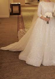 Lazaro style 3662 is an ivory sparkly tulle ball gown. Buy Lazaro 3662 Only 4500 Today This Stunning Ballgown By Lazaro Is Handcrafted From Shimmer Buy Used Wedding Dress Online Wedding Dress Wedding Gown Trends